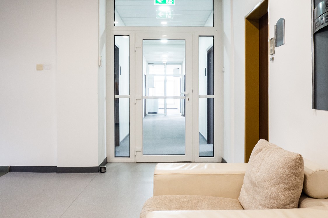 hala v business centre